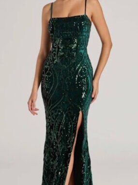 WINDSOR Lilia Sequin Velvet High Slit Column Dress Medium (Used once)